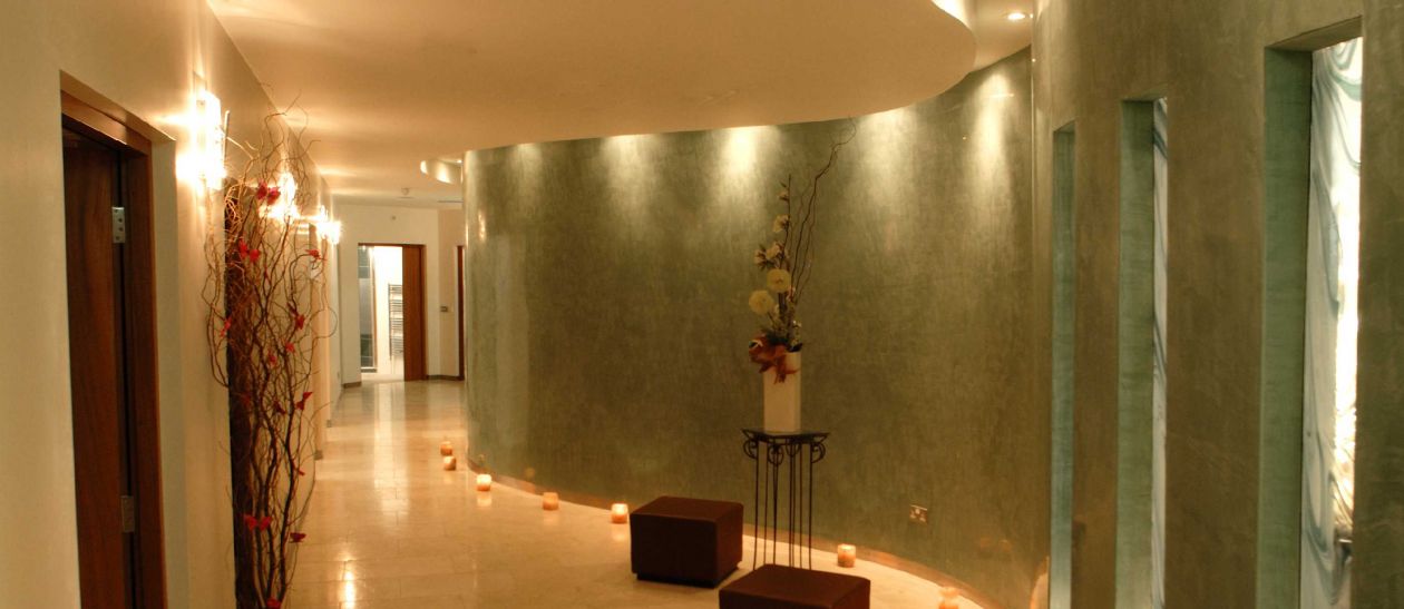 Senses-Spa-Hotel-Westport-Corridor
